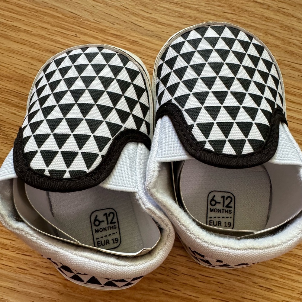 Kids checkered vans 6-12 months